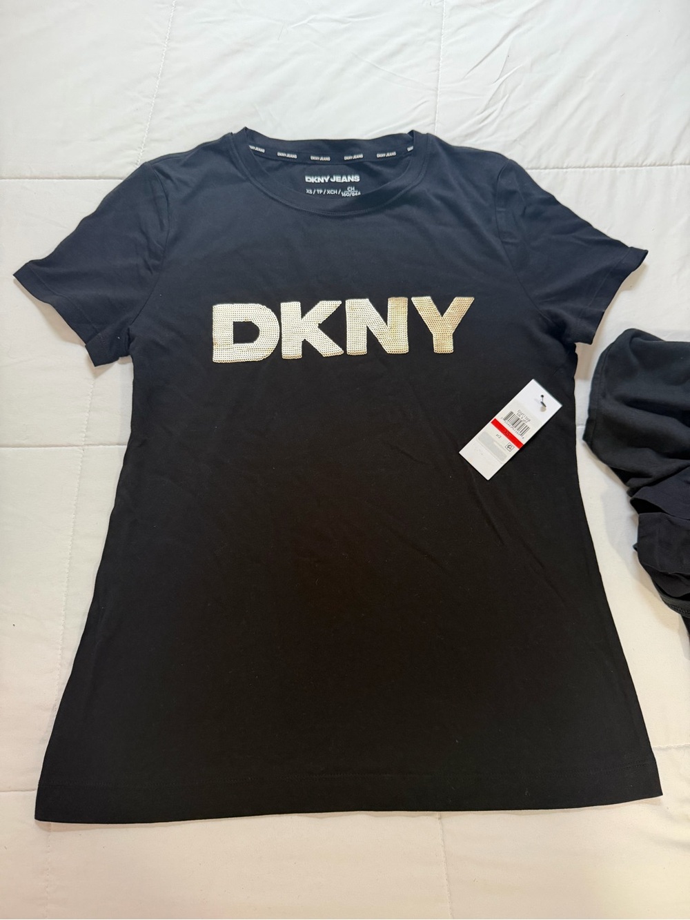 NWT DKNY Jeans Black Chenille Plush Logo Graphic Short Sleeve T-Shirt